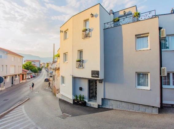 URBAN Suites&Apartments Mostar Extérieur photo
